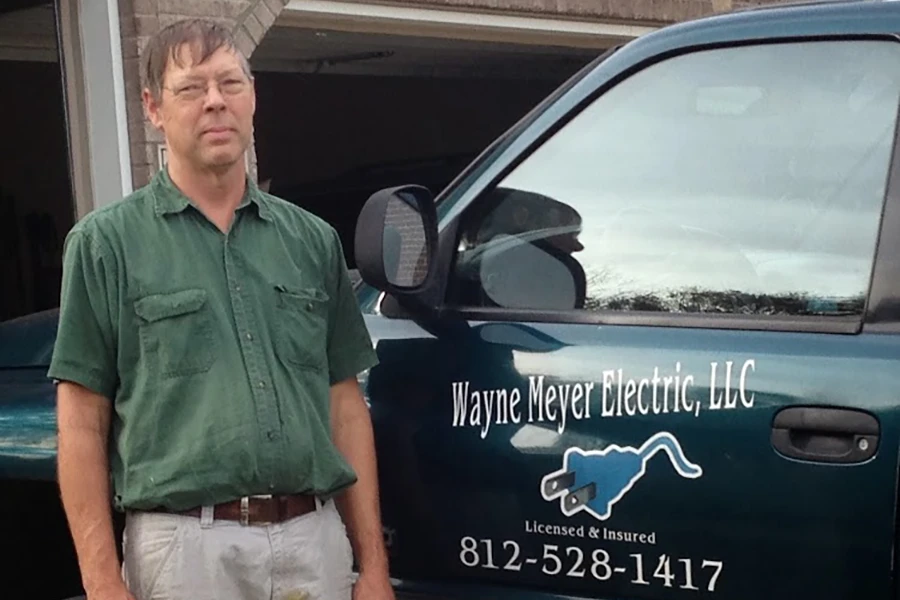 Professional Electrical Contractor in Columbus, IN Professional Electrical Contractor in Columbus, IN
